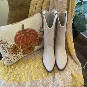 Western leather mid calf boots, cream-color